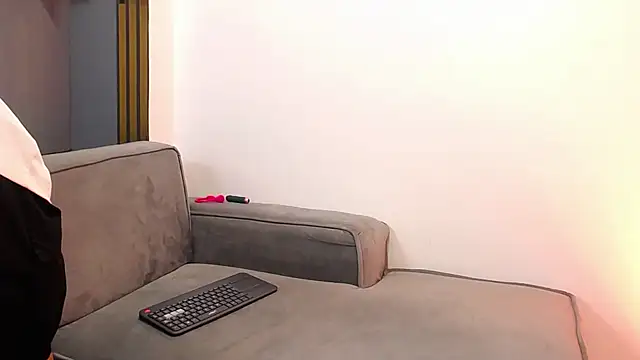 ChrisLyonss online show from 12/15/25, 08:36