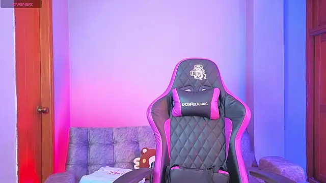 melanimorgan1 online show from 03/19/26, 04:56