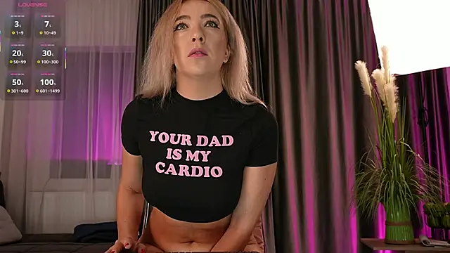 creampussyy online show from 11/18/25, 07:28