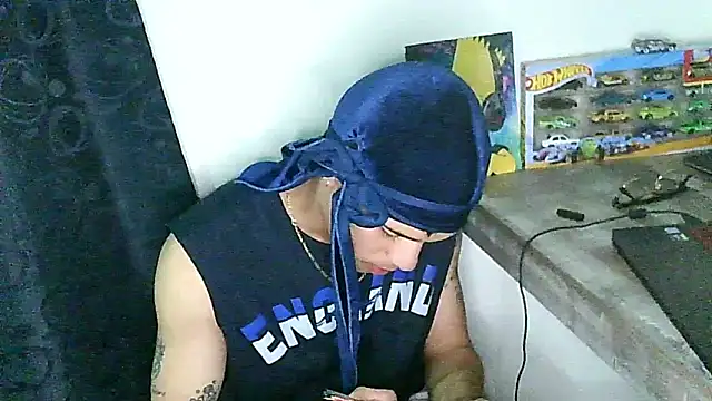 Glen connor 11 online show from 12/22/25, 12:00