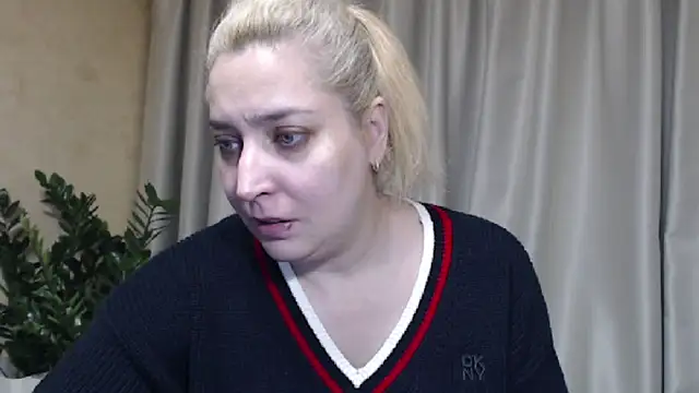 sweetpussy13 online show from 11/10/25, 08:52