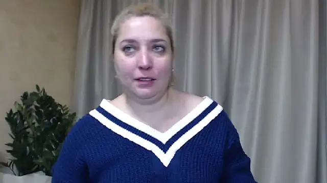 Snapshot of sweetpussy13 chatting on 02/03/26, 06:40 sweetpussy13 online show from 02/03/26, 06:40