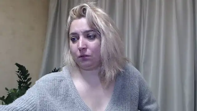 Snapshot of sweetpussy13 chatting on 02/20/25, 09:55 sweetpussy13 online show from 02/20/25, 09:55
