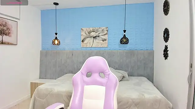 aniie princess 18 online show from 05/26/26, 02:42