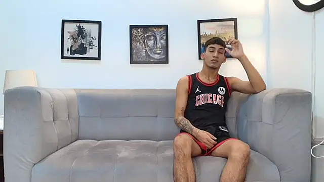 DIAMOND BLACKS online show from 02/21/26, 07:43