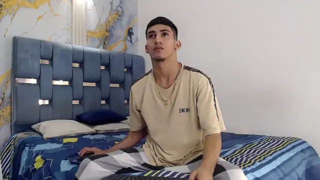 DIAMOND BLACKS online show from 04/02/26, 07:15