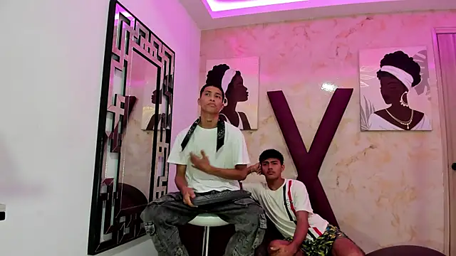 DIAMOND BLACKS online show from 12/17/25, 07:24