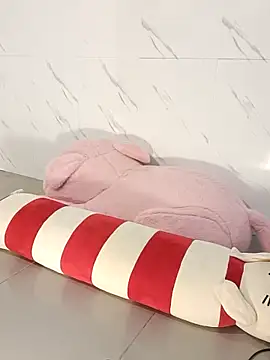 lavi-cute online show from 04/10/26, 09:49