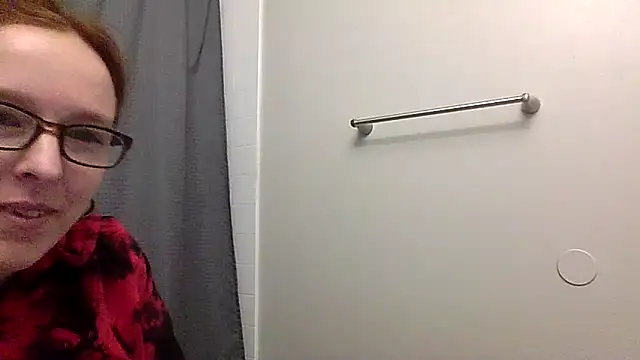 Snapshot of redremmi chatting on 03/01/26, 03:56 redremmi online show from 03/01/26, 03:56