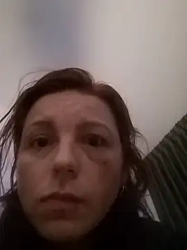 Snapshot of Sunny-Honey chatting on 12/20/25, 12:57 Sunny-Honey online show from 12/20/25, 12:57