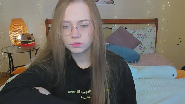 miya soft online show from 05/09/26, 01:42