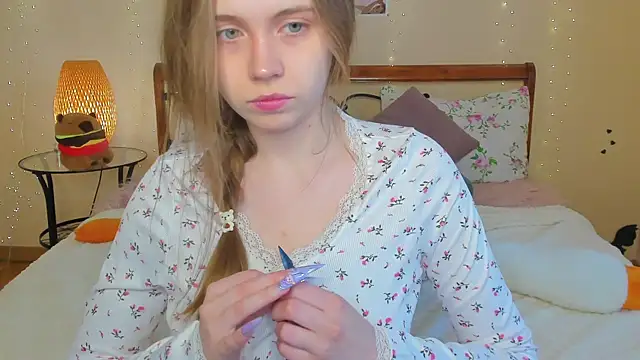 miya soft online show from 05/08/26, 01:42