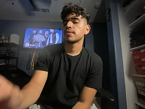 Snapshot of Playboy-Ever chatting on 06/15/26, 04:45 Playboy-Ever online show from 06/15/26, 04:45