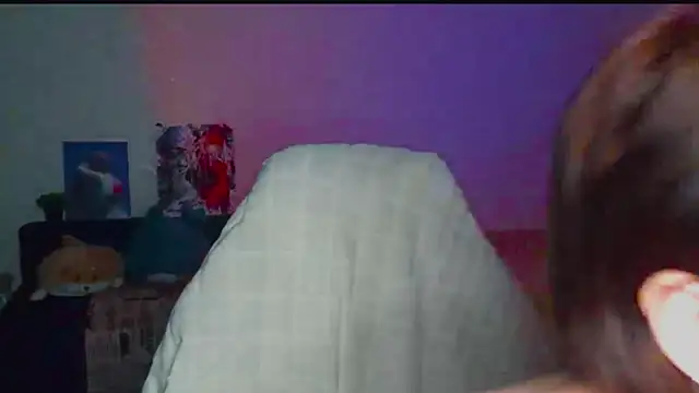 Snapshot of SonyaDew chatting on 12/14/25, 03:17 SonyaDew online show from 12/14/25, 03:17