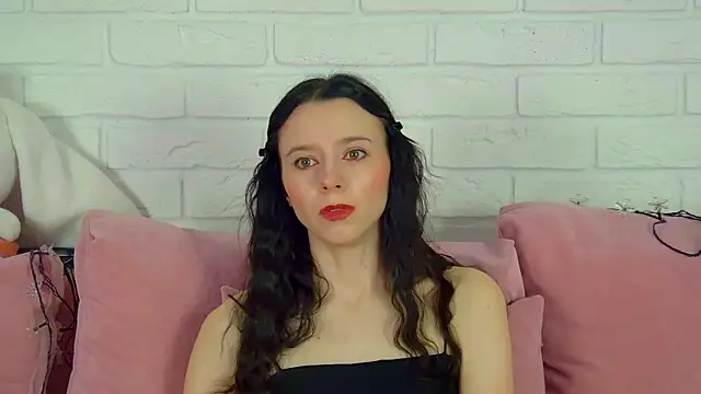 ArinaKubrick online show from 01/14/26, 04:21