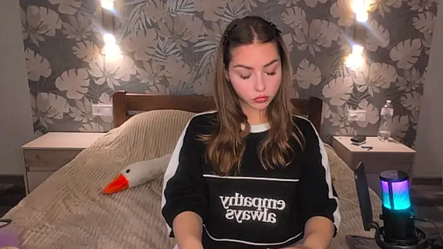 BitterPeach online show from 05/19/26, 04:47