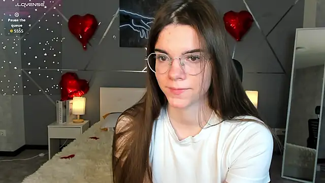 miss  evelyne online show from 02/15/26, 01:06