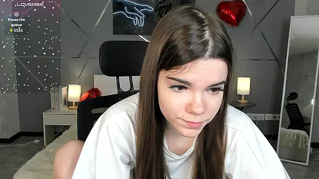 miss  evelyne online show from 02/23/26, 01:07