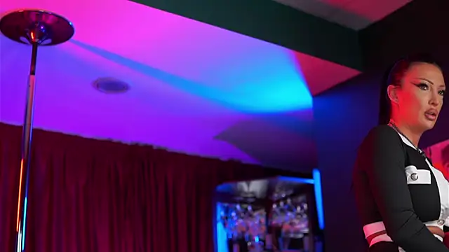 AstridVex online show from 04/09/26, 08:37