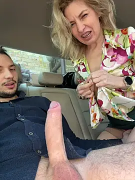 Lovebackground online show from 03/25/26, 10:47