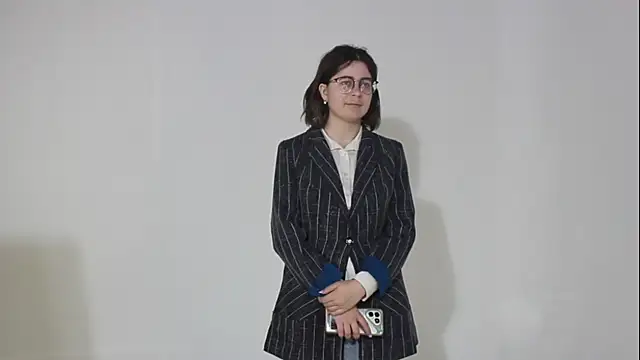 RavenViola online show from 04/20/26, 09:23