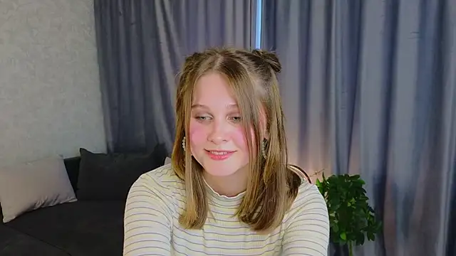 OpalEternis online show from 04/21/26, 12:56