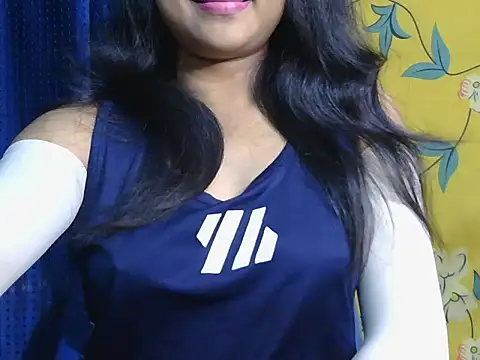 Cristina love69 online show from 06/04/26, 07:07
