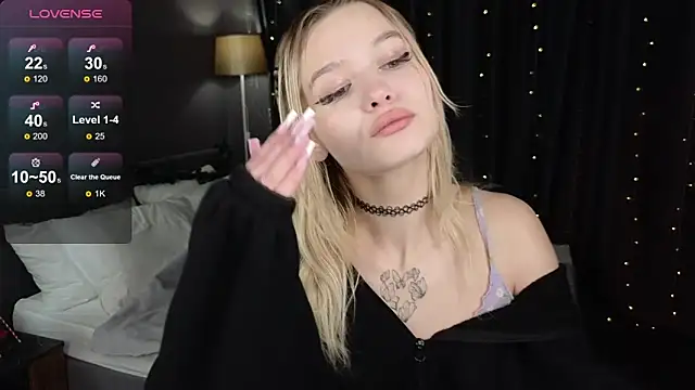 KianaVision online show from 12/21/25, 05:42