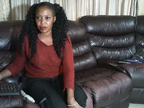 Caramel-goddess18 online show from 04/02/26, 11:28