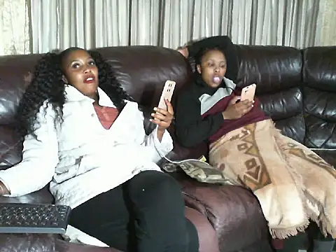 Caramel-goddess18 online show from 03/26/26, 05:22