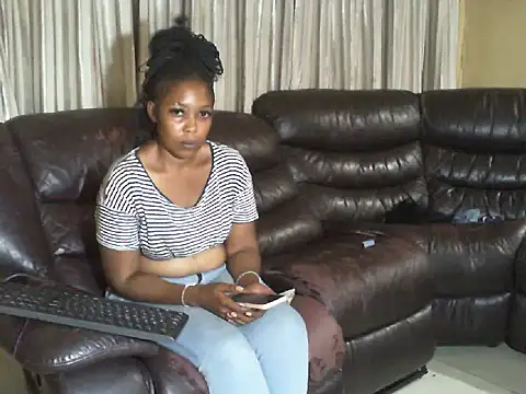 Snapshot of Caramel-goddess18 chatting on 01/15/26, 10:35 Caramel-goddess18 online show from 01/15/26, 10:35