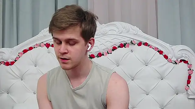 NickJohnas online show from 04/11/26, 06:44