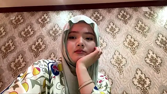 Katepleaurxo online show from 04/27/26, 05:16