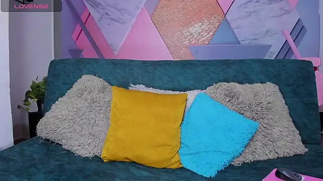 Snapshot of arcangel_harris chatting on 12/19/25, 11:45 arcangel harris online show from 12/19/25, 11:45