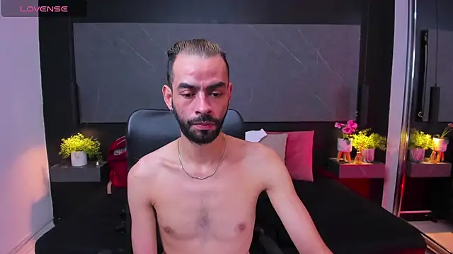 Snapshot of arcangel_harris chatting on 02/16/26, 12:04 arcangel harris online show from 02/16/26, 12:04