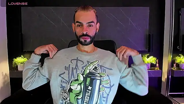 Snapshot of arcangel_harris chatting on 01/14/26, 11:25 arcangel harris online show from 01/14/26, 11:25