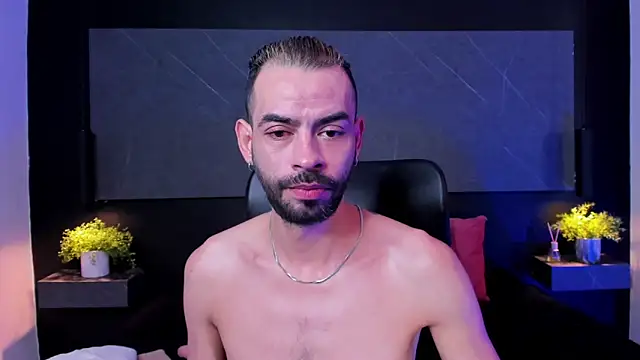 Snapshot of arcangel_harris chatting on 02/04/26, 01:06 arcangel harris online show from 02/04/26, 01:06