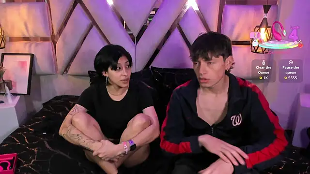 Snapshot of moonydemianvg chatting on 12/18/25, 11:36 moonydemianvg online show from 12/18/25, 11:36