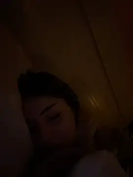 SilkyMira online show from 04/12/26, 08:01