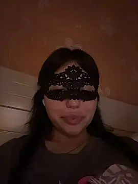 SilkyMira online show from 03/21/26, 08:35