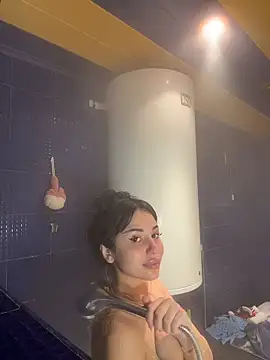 Snapshot of SilkyMira chatting on 02/26/26, 03:12 SilkyMira online show from 02/26/26, 03:12