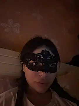 SilkyMira online show from 03/24/26, 09:04