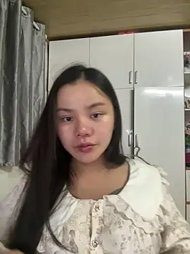 Snapshot of leo-kitty chatting on 04/25/26, 03:09 leo-kitty online show from 04/25/26, 03:09