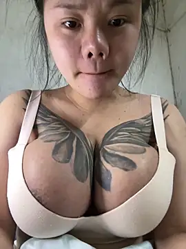 leo-kitty online show from 02/11/26, 02:17