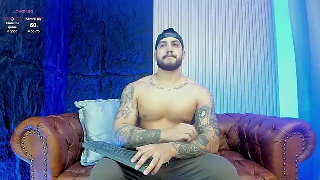 Snapshot of KyleNorth_ chatting on 01/13/26, 12:31 KyleNorth online show from 01/13/26, 12:31