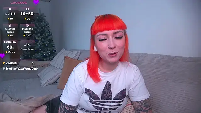 ScarletVixenLive online show from 01/09/26, 02:13