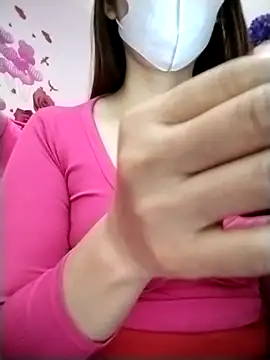 Lisa2k1 online show from 12/13/25, 10:16