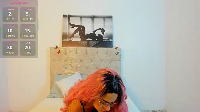 Parislennon online show from 02/24/26, 08:31