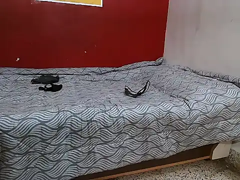 Lovelycouple25 online show from 02/19/26, 06:10