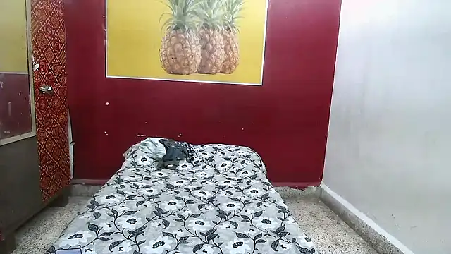 Lovelycouple25 online show from 04/13/26, 08:29